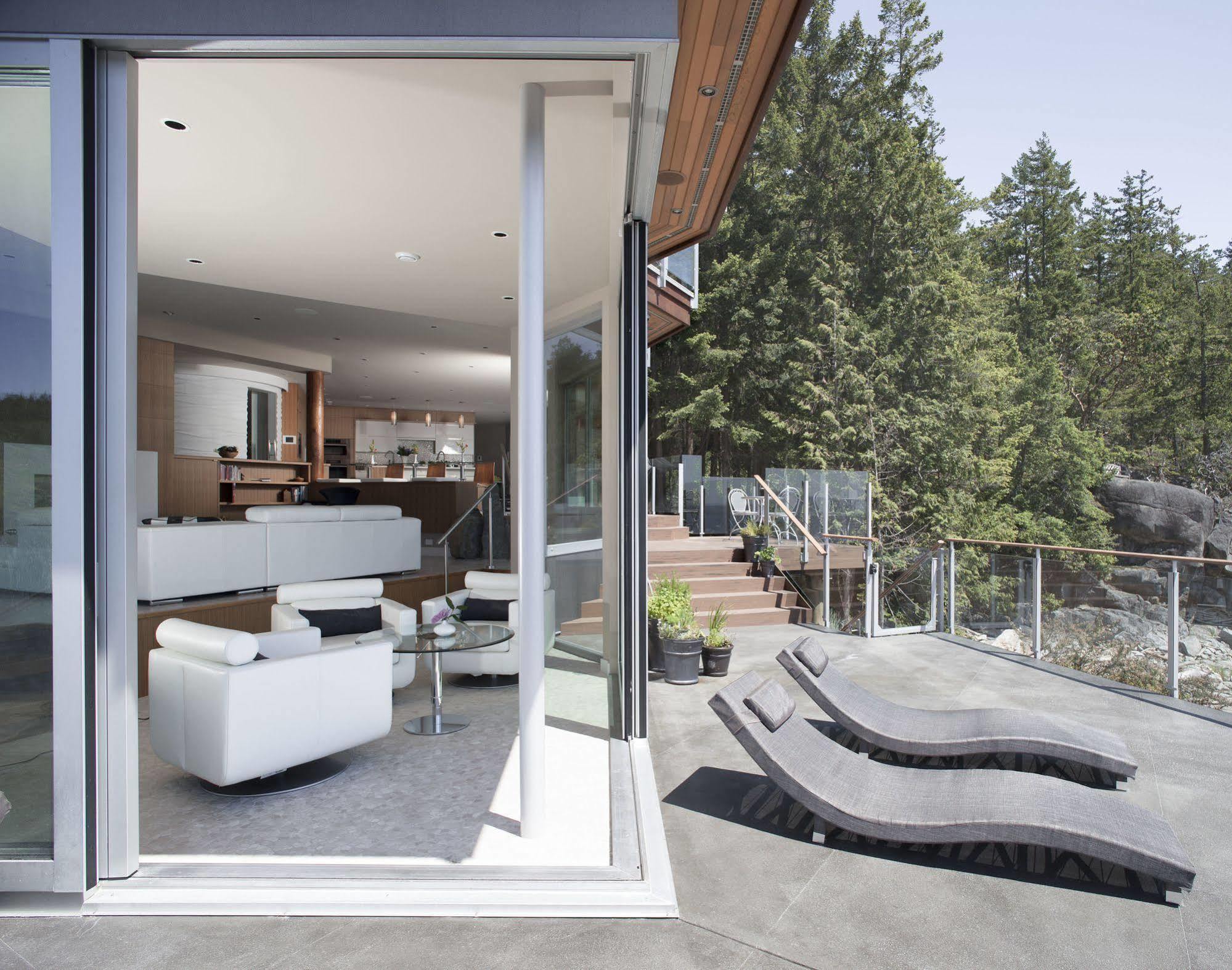 Pointhouse Suites On Sargeant Bay Halfmoon Bay Dış mekan fotoğraf